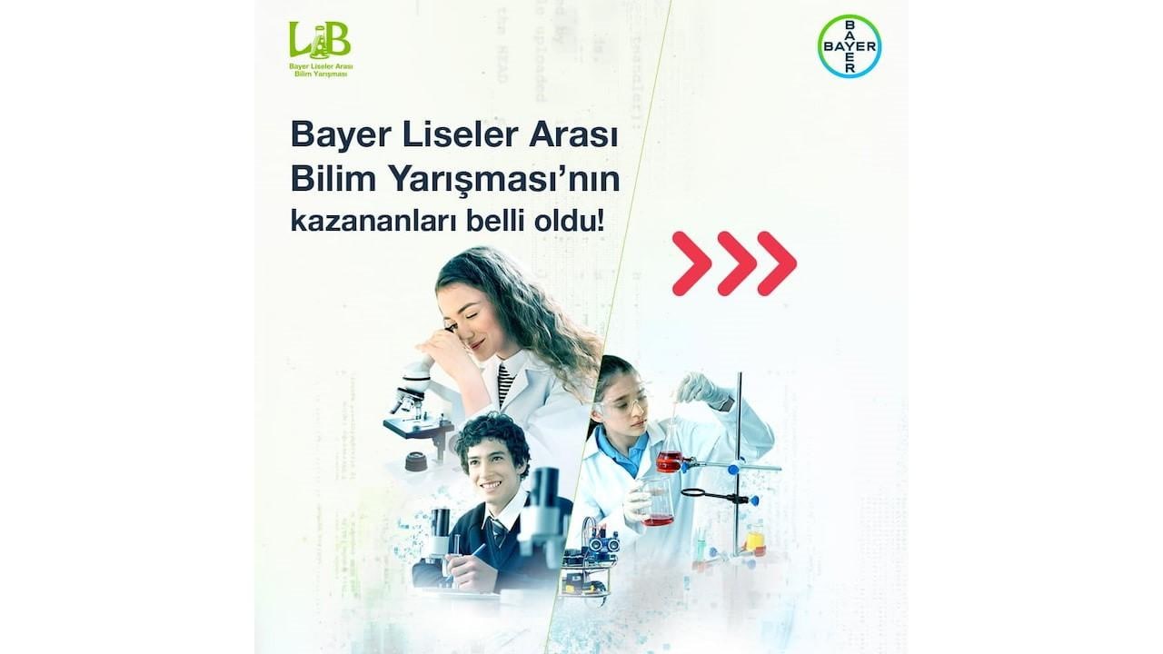 Bayer'in lise düzeyindeki bilim yarışması için hazırlanan, öğrencilerin deneyler yaptığı ve marka logolarının yer aldığı tanıtım posteri.