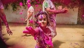 girl_color_party_280_158_280_158.jpg 